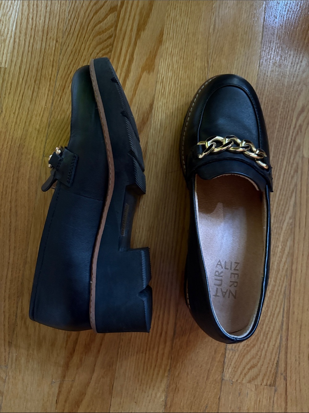 Naturalizer black platform loafer size 7